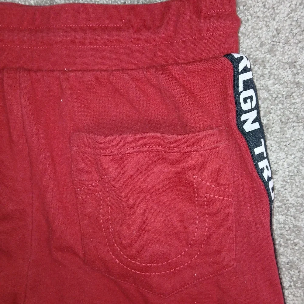 True Religion Mens Jogger Sweat Shorts Red Size Extra Small